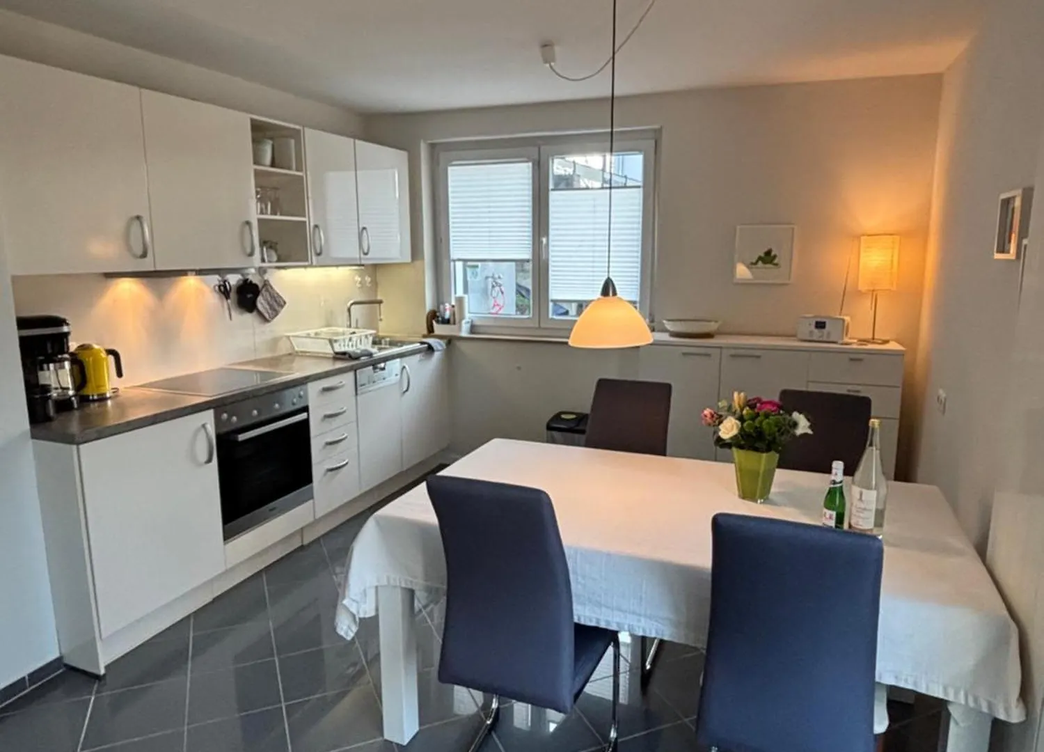 Apartment Charmante Ferienwohnung Fuer 2-3 Gaeste Wuerzburg Hoechberg